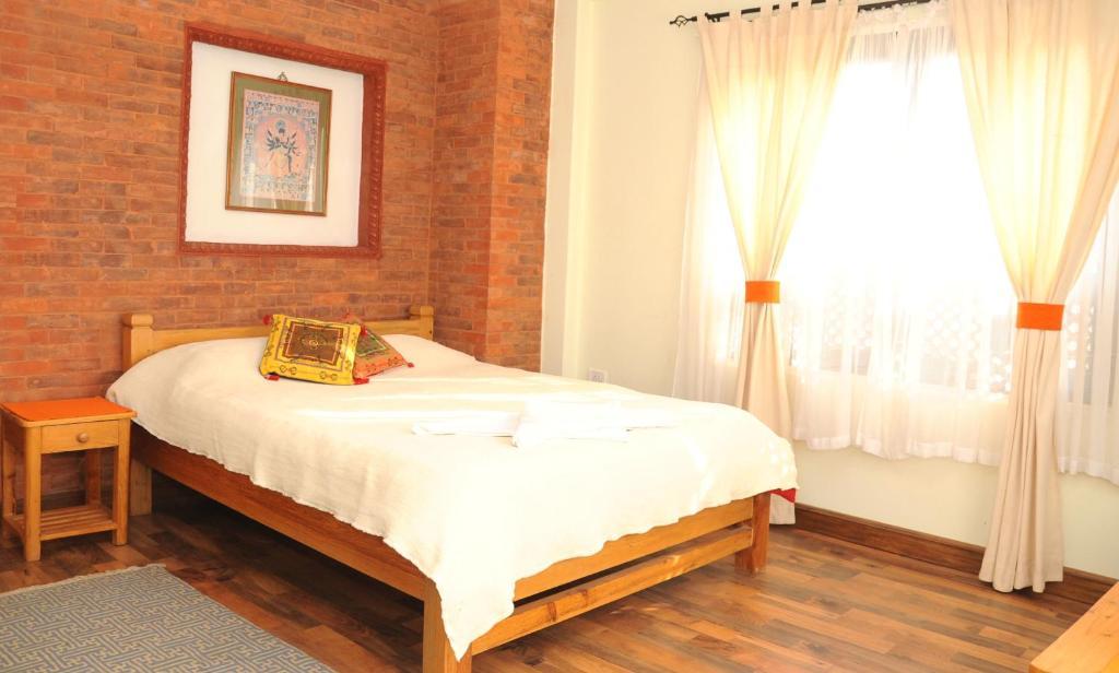 Sampada Inn Pokhara Chambre photo